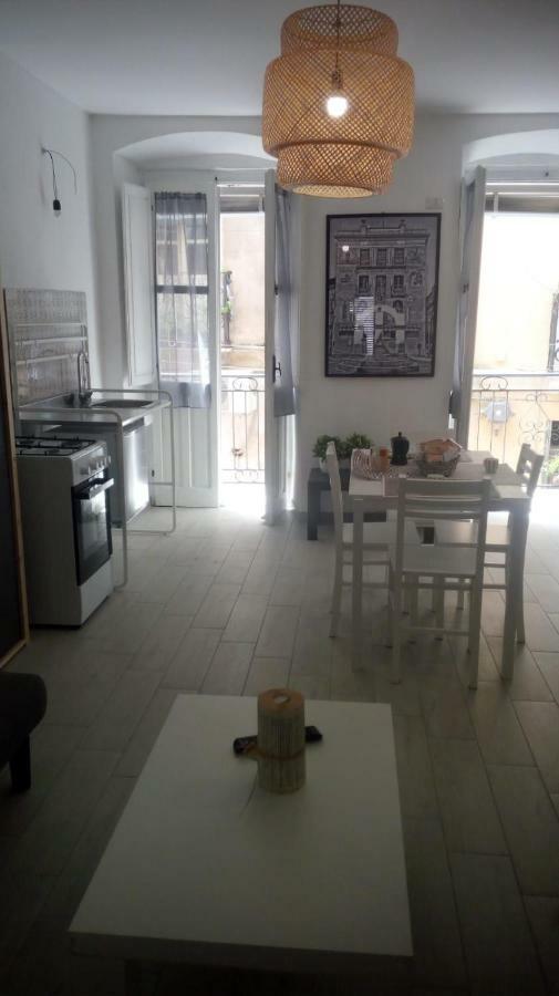 Casa Nonna Emma Lejlighed Iglesias Eksteriør billede